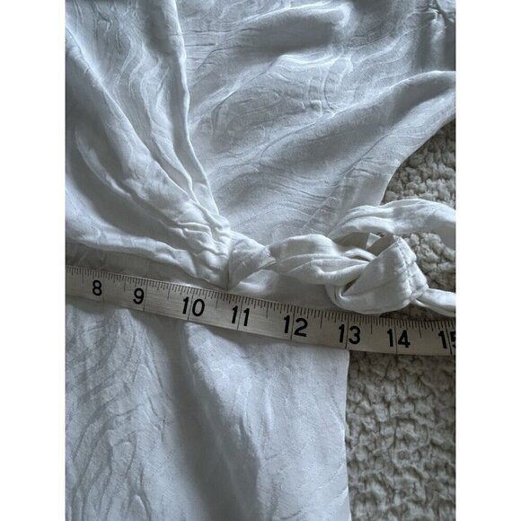 Jay Godfrey Hannah Wrap Top V-Neck Long Sleeve Jacquard Tie Front White Size 2 - Picture 7 of 9